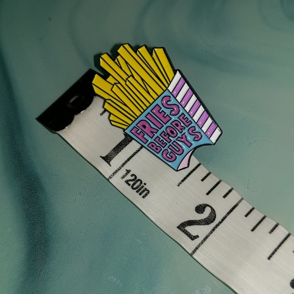 Fries before guys pin!!! Yas😻✨💖 - Picture 4 of 8